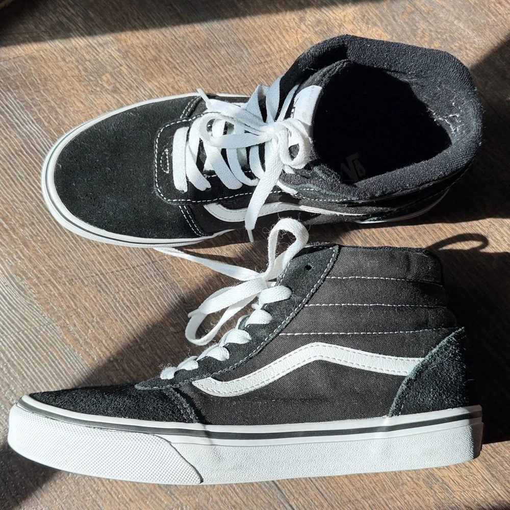 Vans Off The Wall Black and White High-Top Skate Sneakers